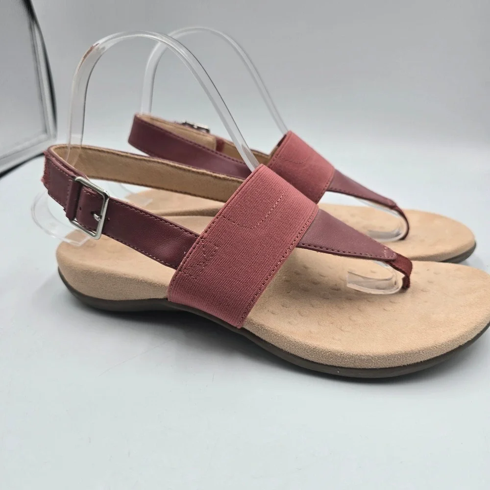Vionic Sandals Women 7 Wide Danita Burgundy Leather Thong Slingback EUC Comfort